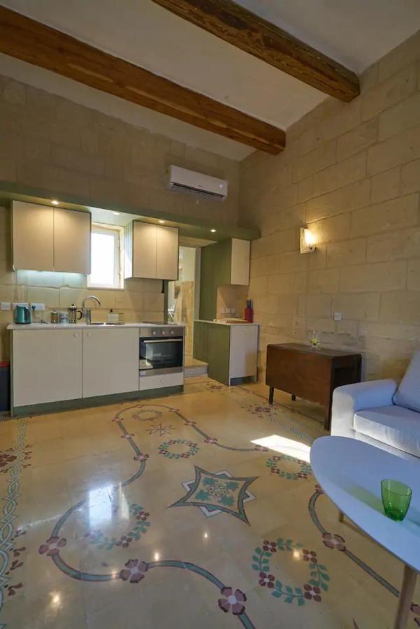 Magic In The Heart Of Old Gozo Apartment Victoria Ngoại thất bức ảnh